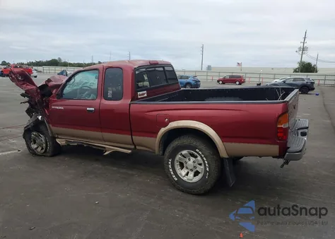 2000 Toyota Tacoma Xtracab Prerunner z USA, uszkodzony, nr VIN 5TESN92N3YZ697599
